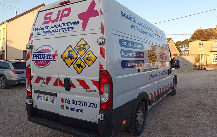 Marquage véhicule utilitaire SJP